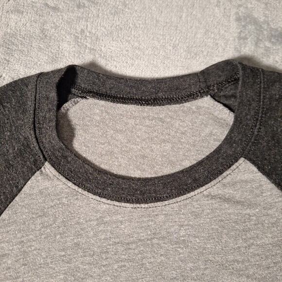 ROCK AND ROLL HALL OF FAME MUSEUM T-Shirt 3/4 Sleeve Size Medium Cotton - Picture 3 of 7